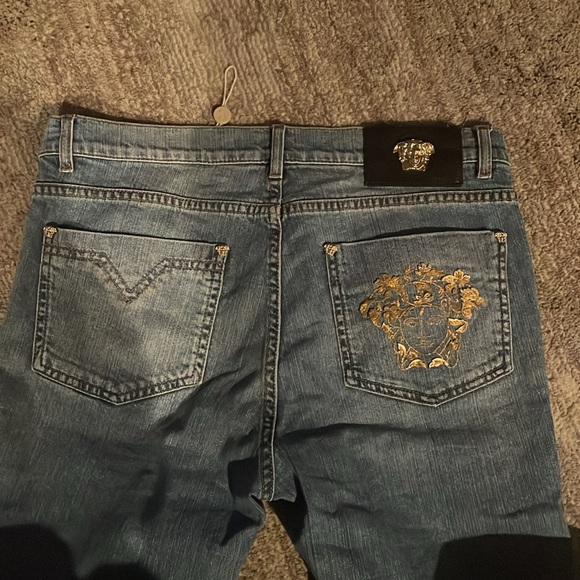 Versace light blue jeans size 28 waist. Excellent condition. - Picture 3 of 8
